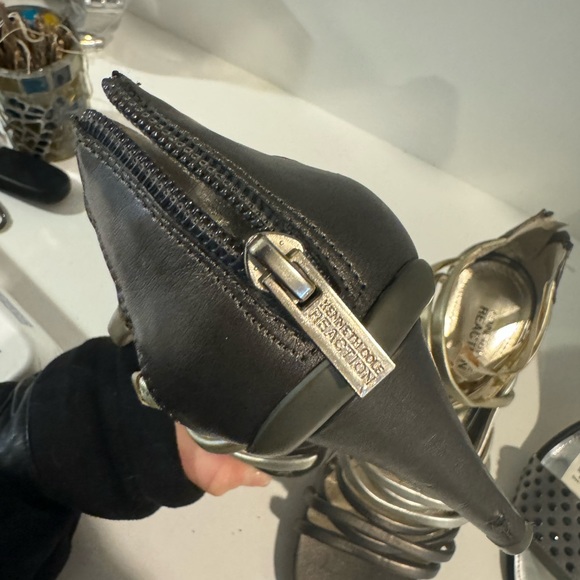 SOLD: Out of Stock - Picture 7 of 11